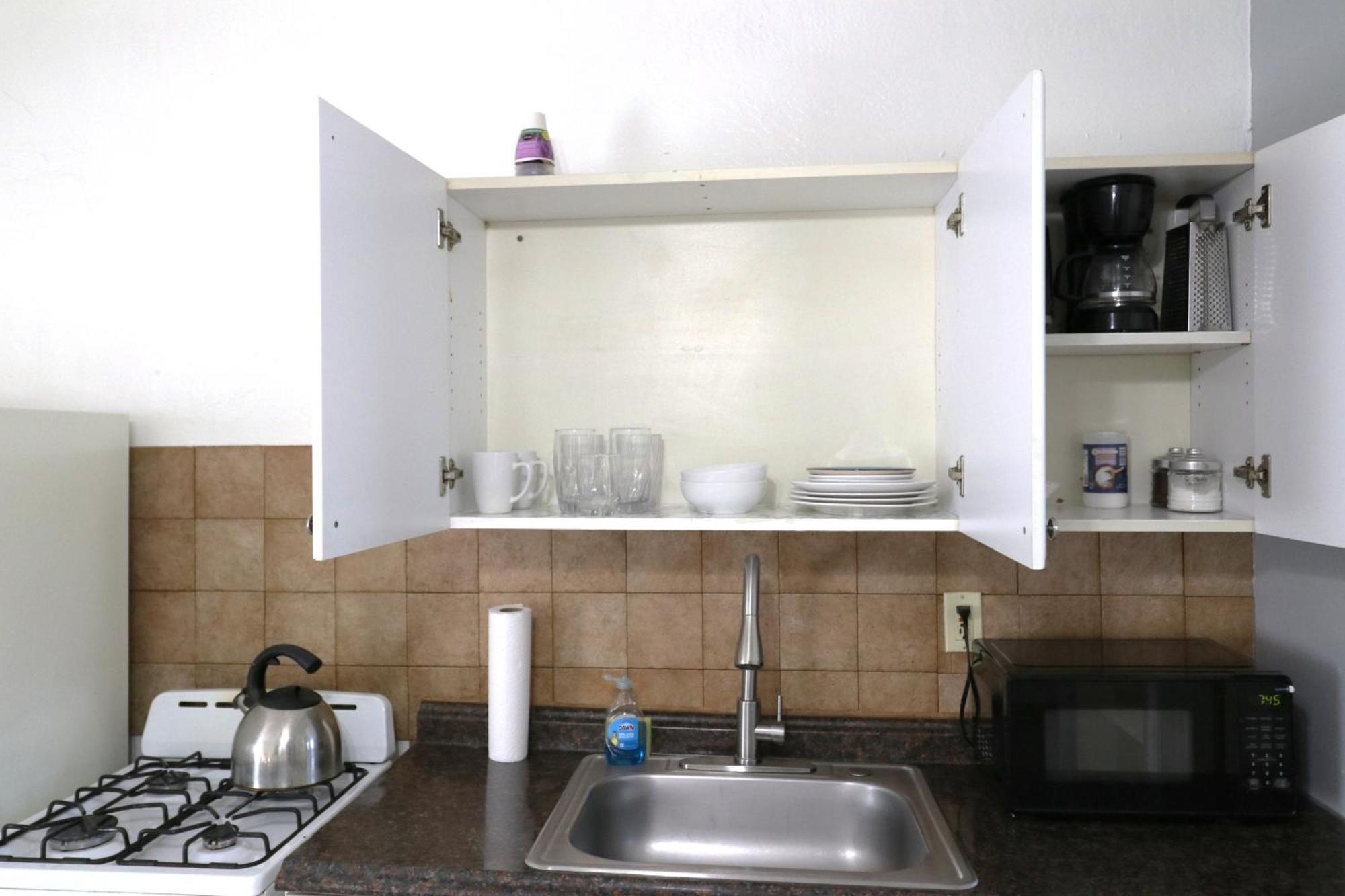 Hallandale Beach Motel With Free Parking And Full Kitchen ! No Extra Fees! Accepting Cash! Buitenkant foto